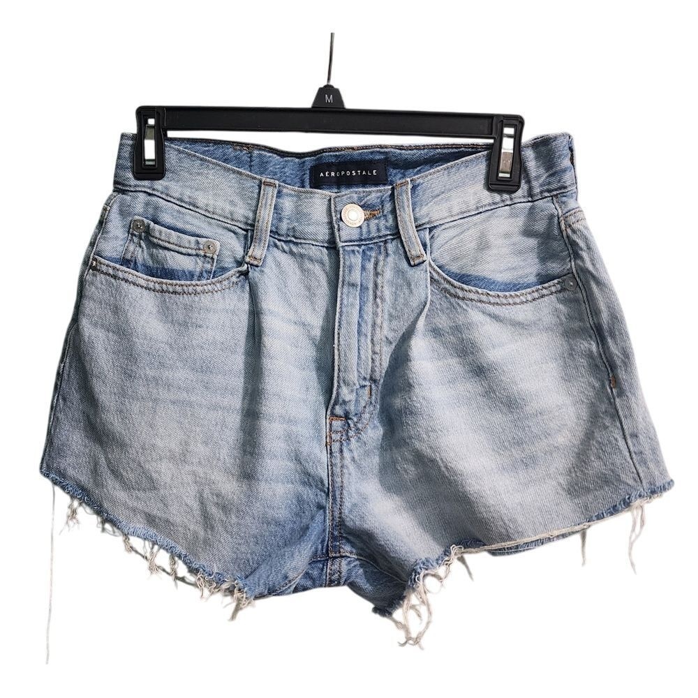 Aeropostale Light Wash Mom Shorts Distressed Denim High Rise Summer Festival